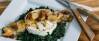 Vegetarisches Rezept: Gebackener Camembert auf Spinatbett mit Birnen-Rosinen-Chutney_1