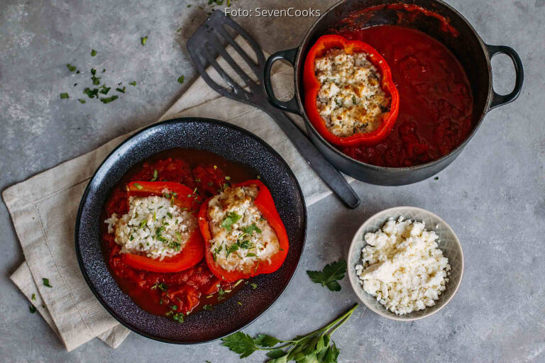 Gefüllte Paprika mit Reis und Feta von SevenCooks