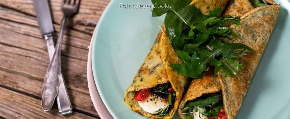 Vegetarisches Rezept: Gefüllte herzhafte Pfannkuchen mit Löwenzahn 3