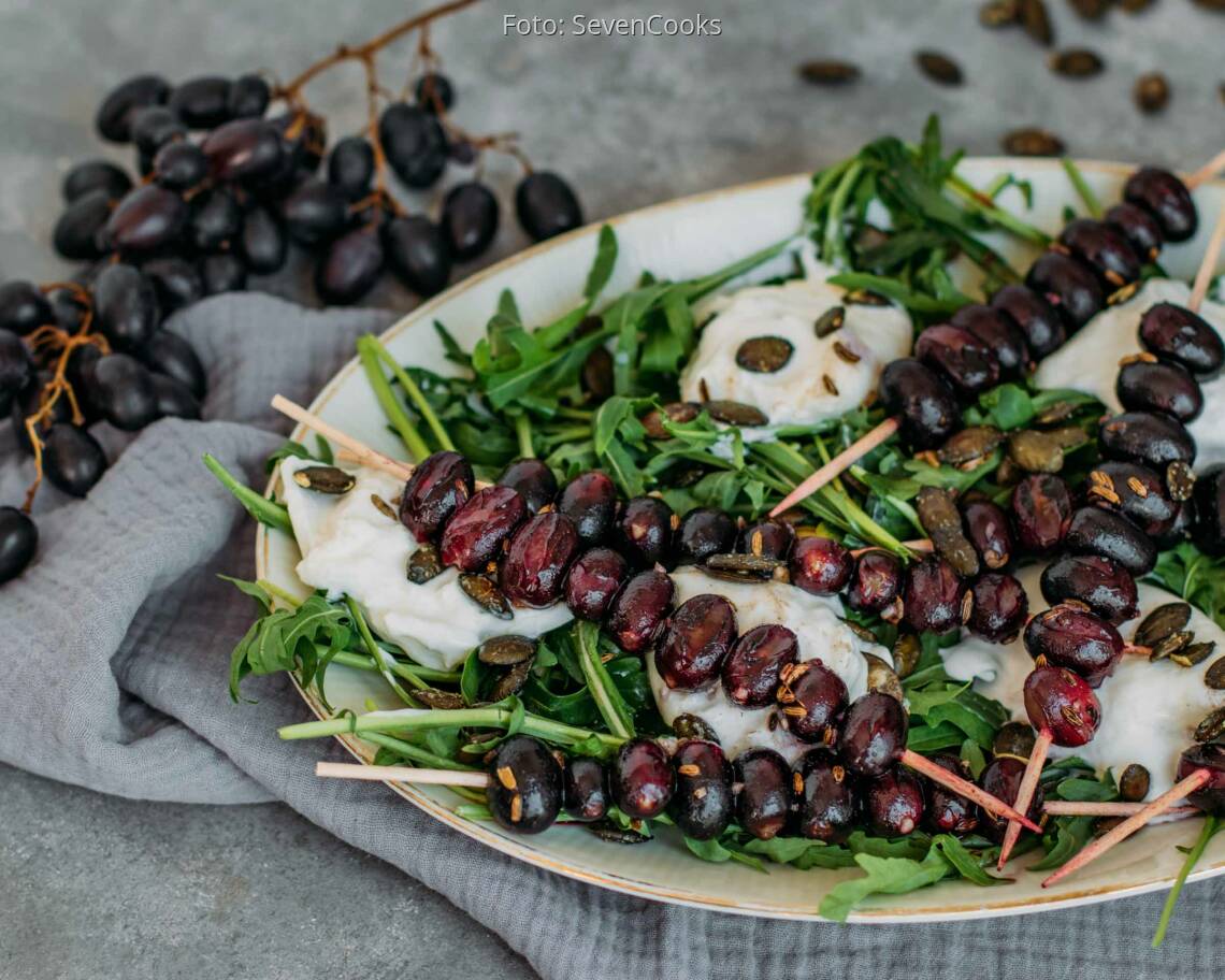 Vegetarisches Rezept: Gegrillte Traubenspieße mit Burrata 2
