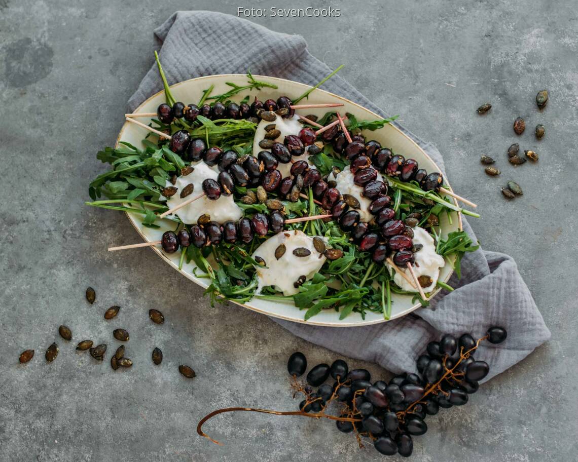 Vegetarisches Rezept: Gegrillte Traubenspieße mit Burrata 3