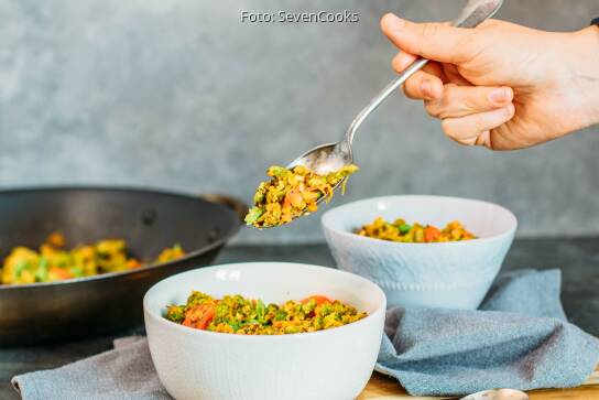 Spinatspätzle mit Frühlingsgemüse von SevenCooks