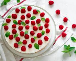 Vegetarisches Rezept: Himbeer-Joghurt-Torte 1