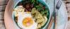 Vegetarisches Rezept: Hüttenkäse Bowl