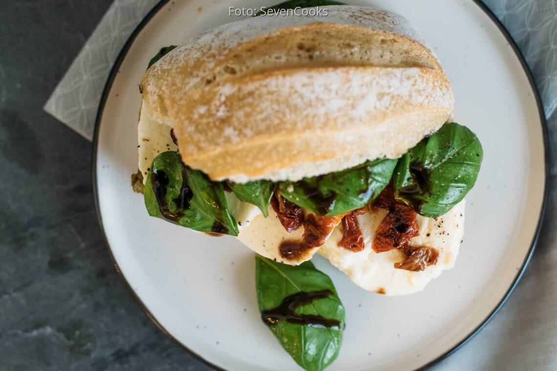 Vegetarisches Rezept: Italian-Caprese-Sandwich