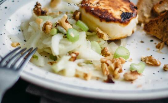 Karamellisierter Fenchel Mit Ziegenkase Und Gerostetem Brot Sevencooks