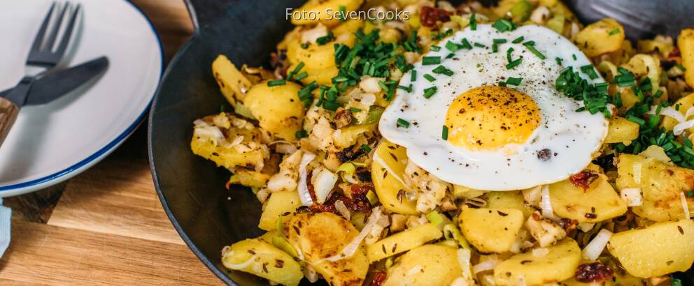 Vegetarisches Rezept: Kartoffel-Gröstl mit Spiegelei 3