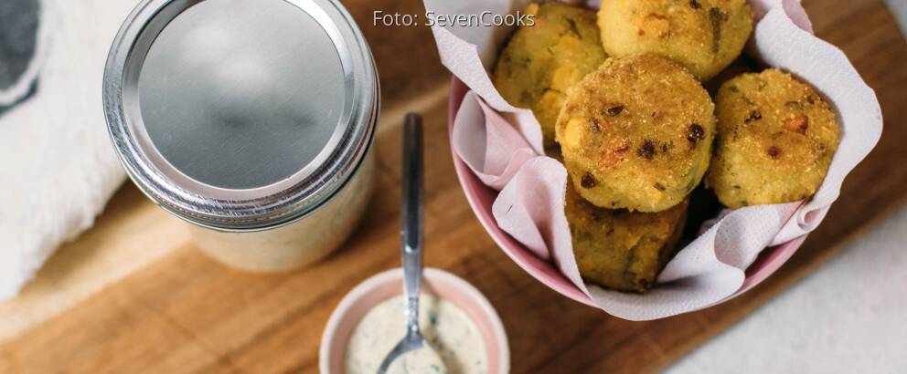Vegetarisches Rezept: Knusprige Gemüsebällchen mit Zitronen-Remoulade_2