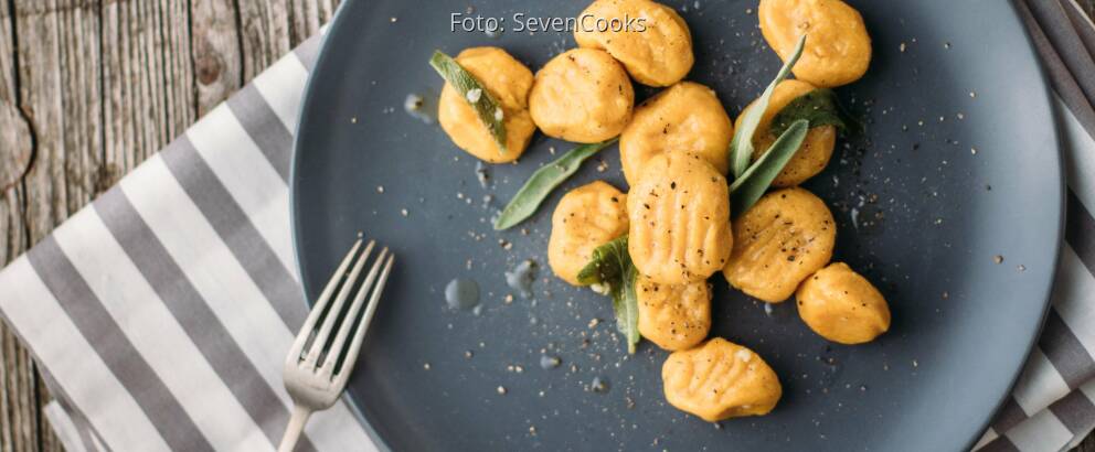 Vegetarisches Rezept: Kürbis-Gnocchi in Salbei-Butter