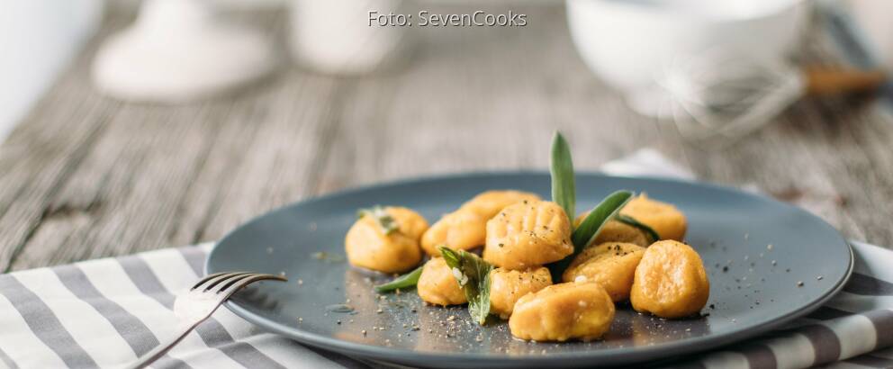Vegetarisches Rezept: Kürbis-Gnocchi in Salbei-Butter