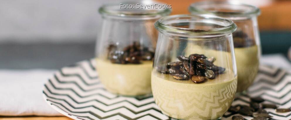 Vegetarisches Rezept: Kürbiskern–Panna–Cotta mit karamellisierten Kürbiskernen 2