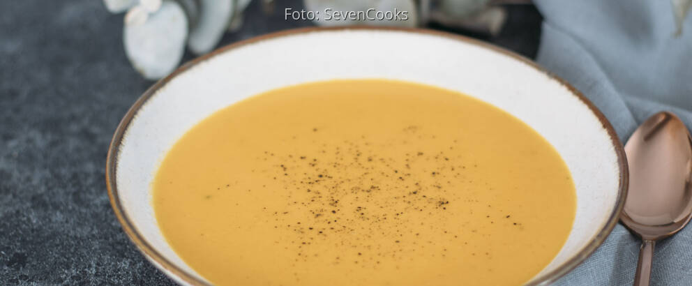 Vegetarisches Rezept: Kürbissuppe mit Orangensaft