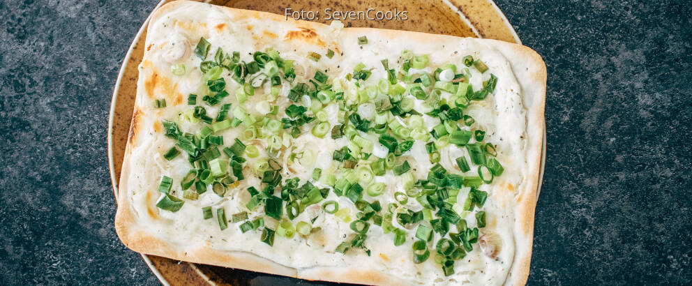 Vegetarisches Rezept: Lauchzwiebel-Flammkuchen