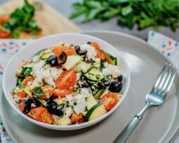 Vegetarisches Rezept: Mediterraner Reissalat_1