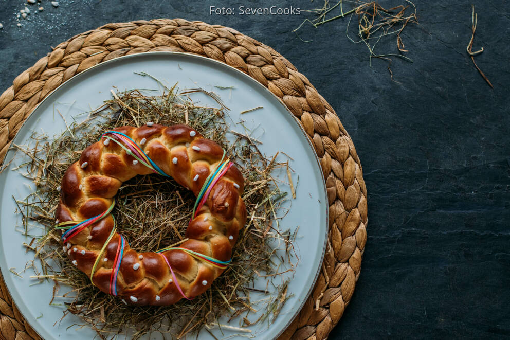 Mini-Osterkranz – das einfache Rezept für den Osterklassiker von SevenCooks