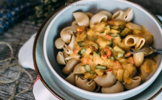 Pasta Mit Paprika Zucchini Sosse Sevencooks