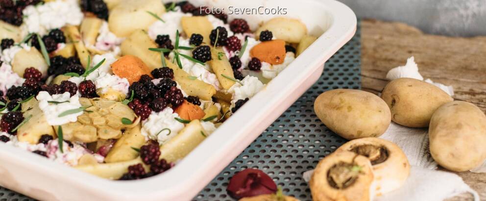 Vegetarisches Rezept: Pastinakenofengemüse mit Hüttenkäse_3