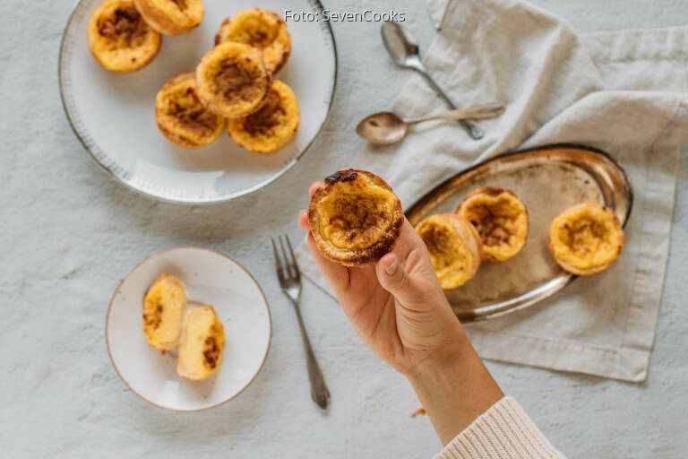 Pastéis De Nata Portugiesische Puddingtörtchen Von Sevencooks