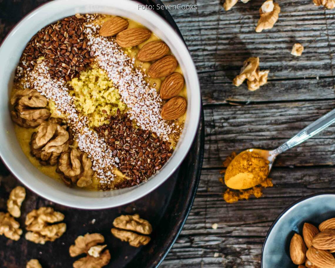 Vegetarisches Rezept: Power-Topfen mit Nüssen 1