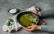 Vegetarisches Rezept: Radieschenblättersuppe