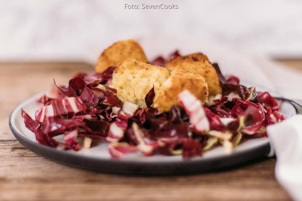 Risottoreisbällchen auf Radicchio-Bett von SevenCooks
