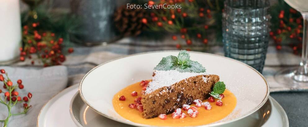 Vegetarisches Rezept: Rotweinkuchen mit Mangofruchtspiegel 2