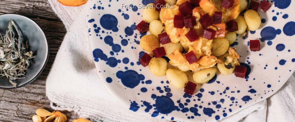 Vegetarisches Rezept: Salbei-Gnocchi mit Kürbis-Gorgonzola-Soße 1