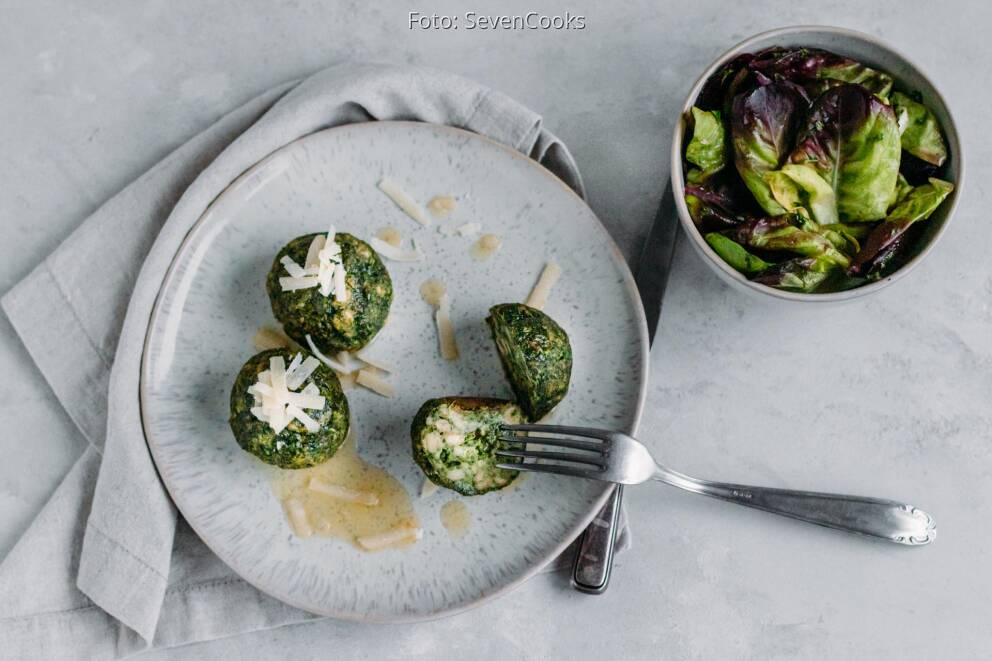 Spinatknödel mit gebräunter Butter und Parmesan von RominaCooks