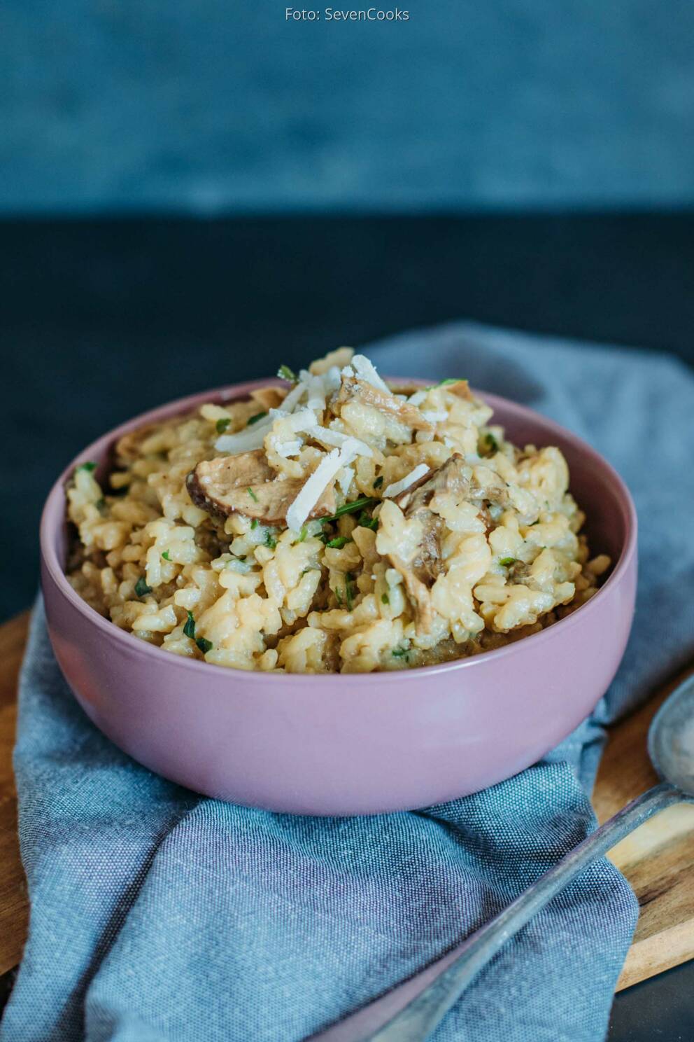 Wunderschne Risotto Mit Getrockneten Steinpilzen Bild