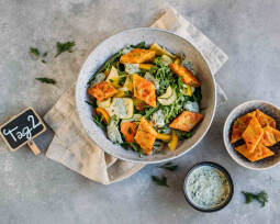 Vegetarisches Rezept: To Go Meal-Prep 2: Pfannkuchenrauten auf Salat_1_Schild