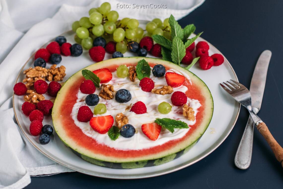 Vegetarisches Rezept: Wassermelonenpizza mit griechischem Joghurt_1
