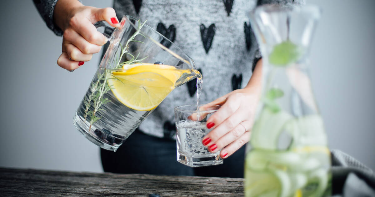 Wie viel Wasser am Tag soll ich trinken? SevenCooks