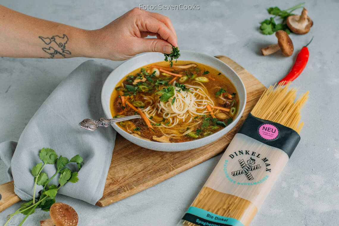 Asiatische Gemüsesuppe