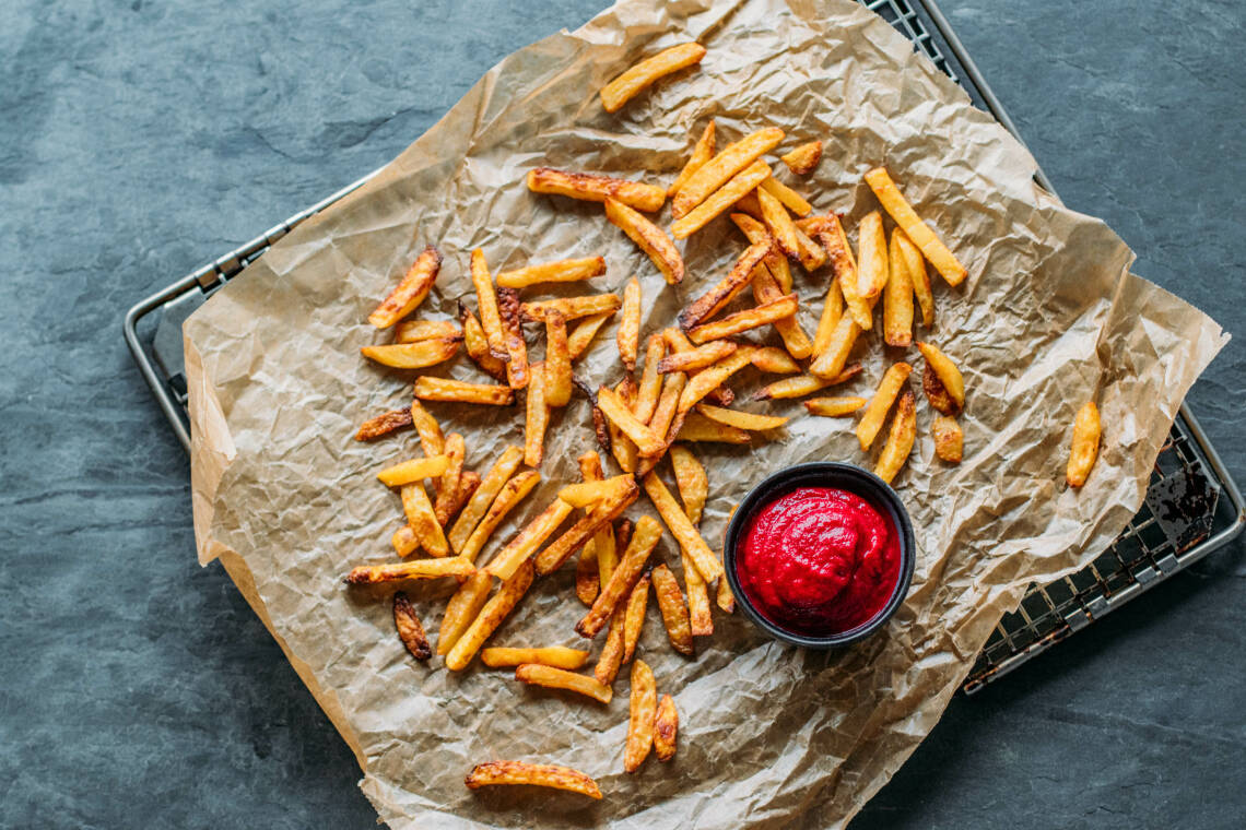 Pommes mit Rote-Bete-Ketchup